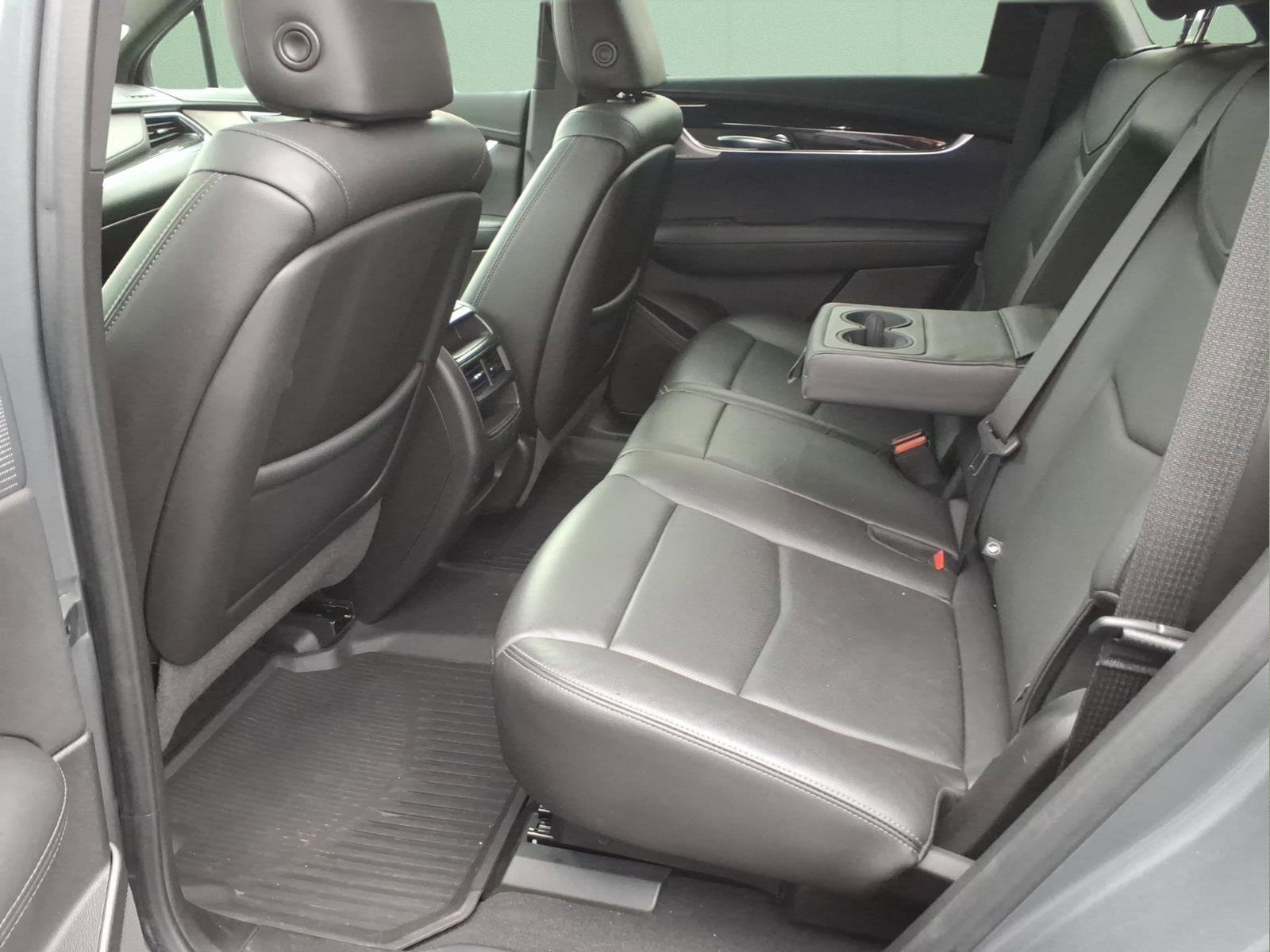 Used 2020 Cadillac XT5 Premium Luxury image 13