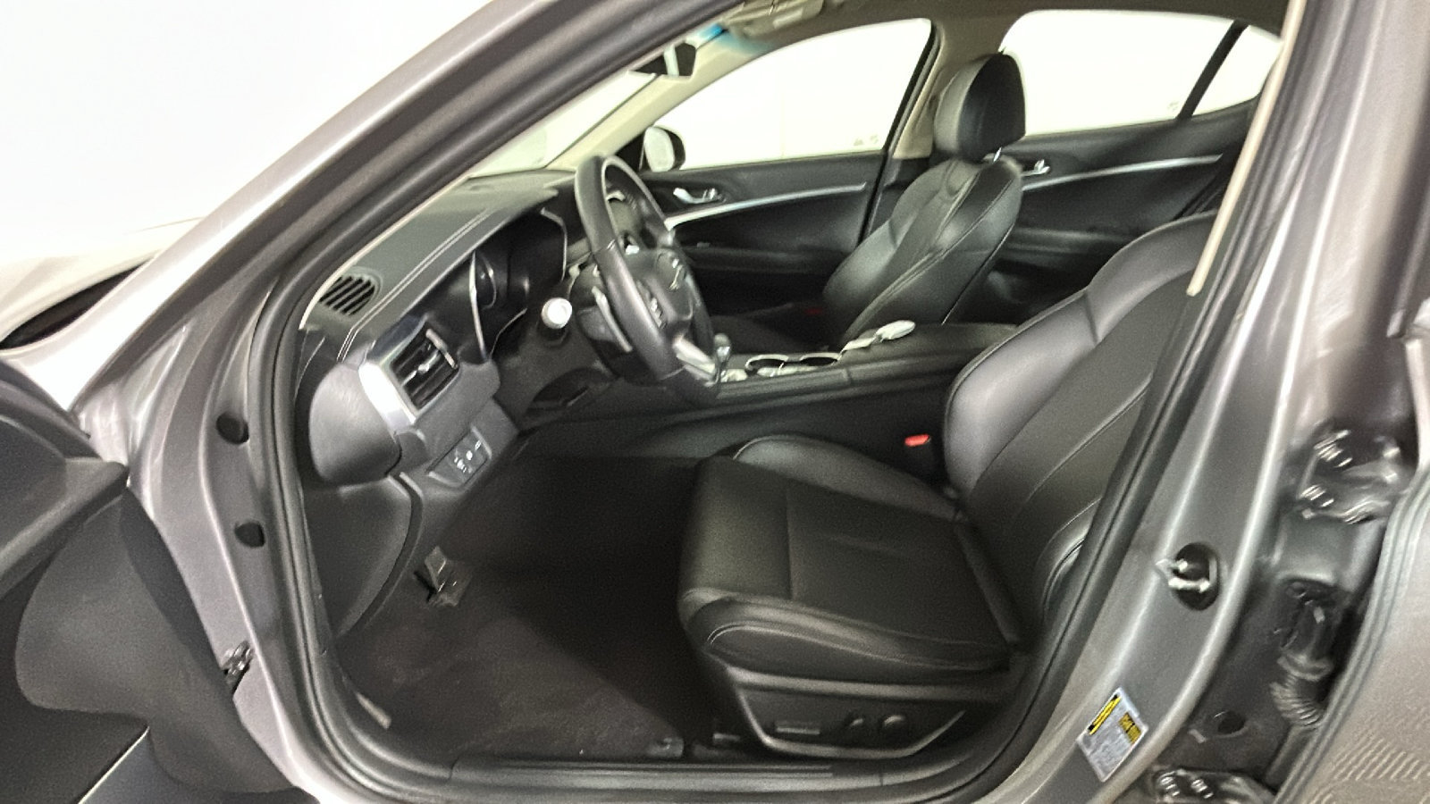 Used 2026 Genesis G70 2.5T AWD/4WD image 13
