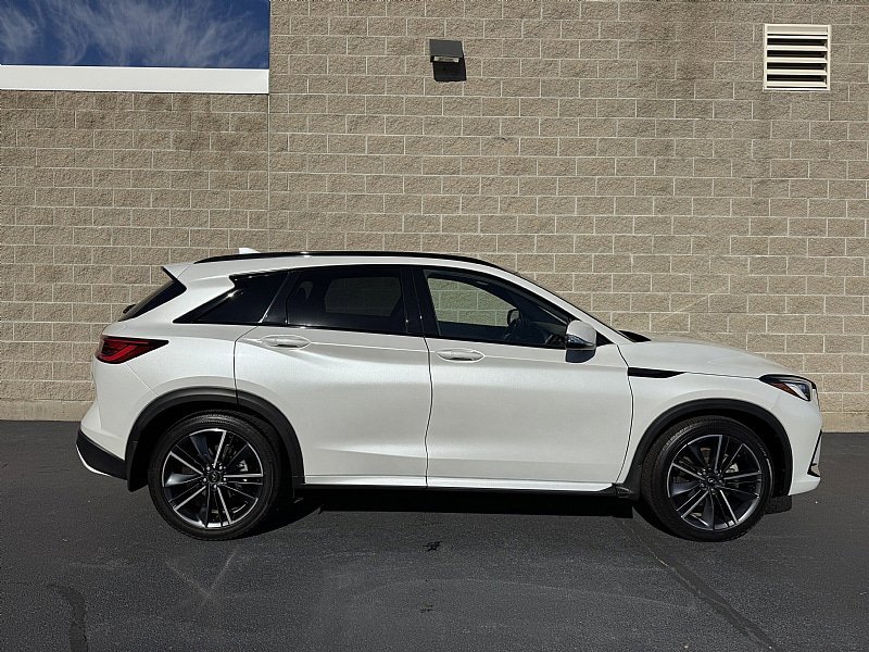 Used 2024 INFINITI QX50 Sport image 2