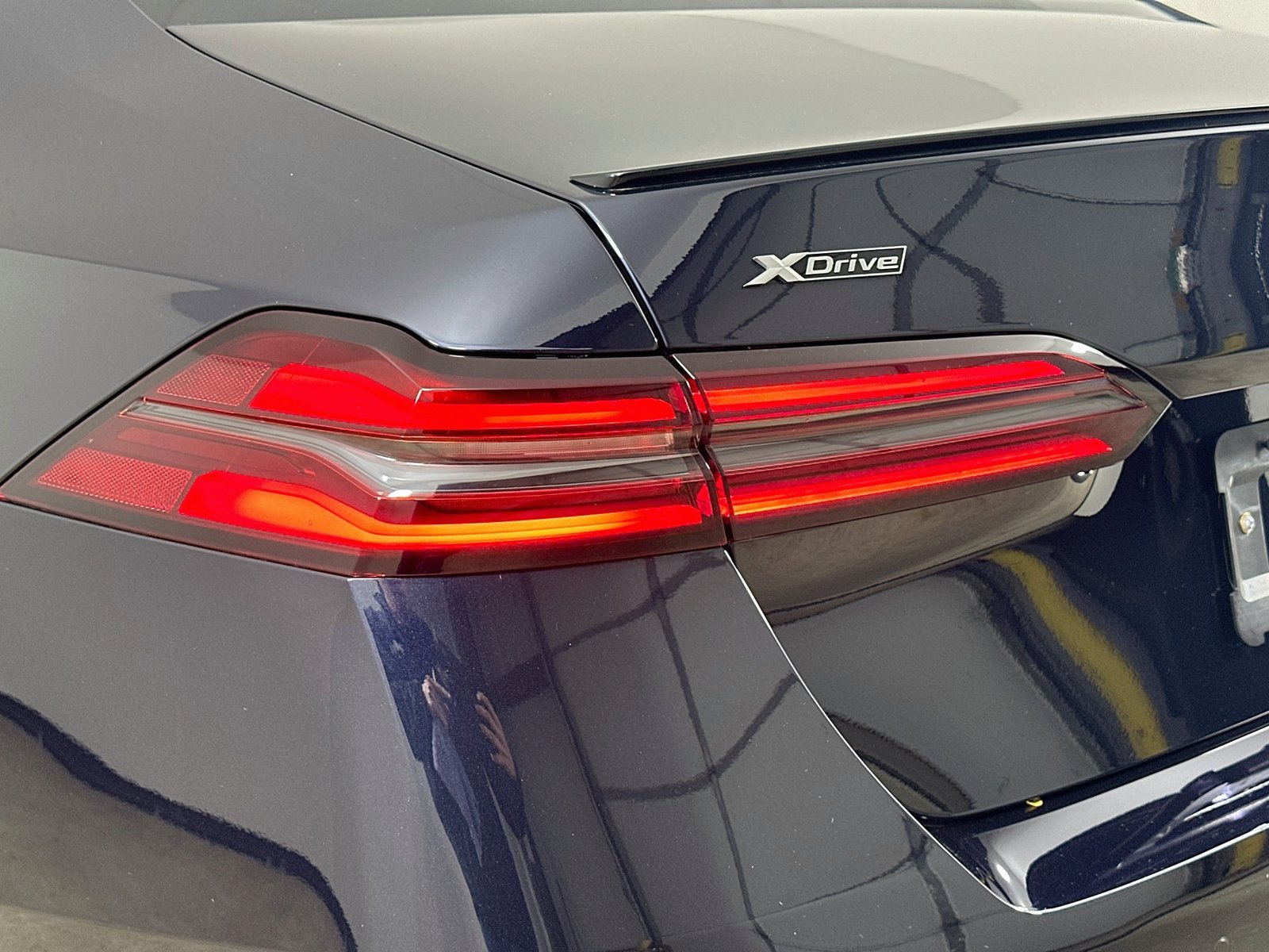 New 2027 BMW 530i xDrive w/ M Sport Package AWD/4WD image 12