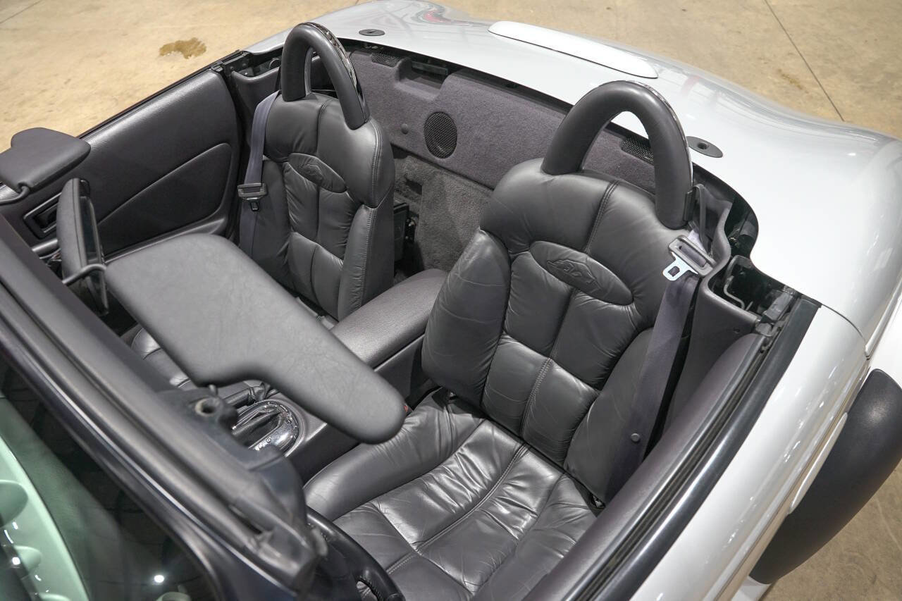 Used 2001 Plymouth Prowler image 19