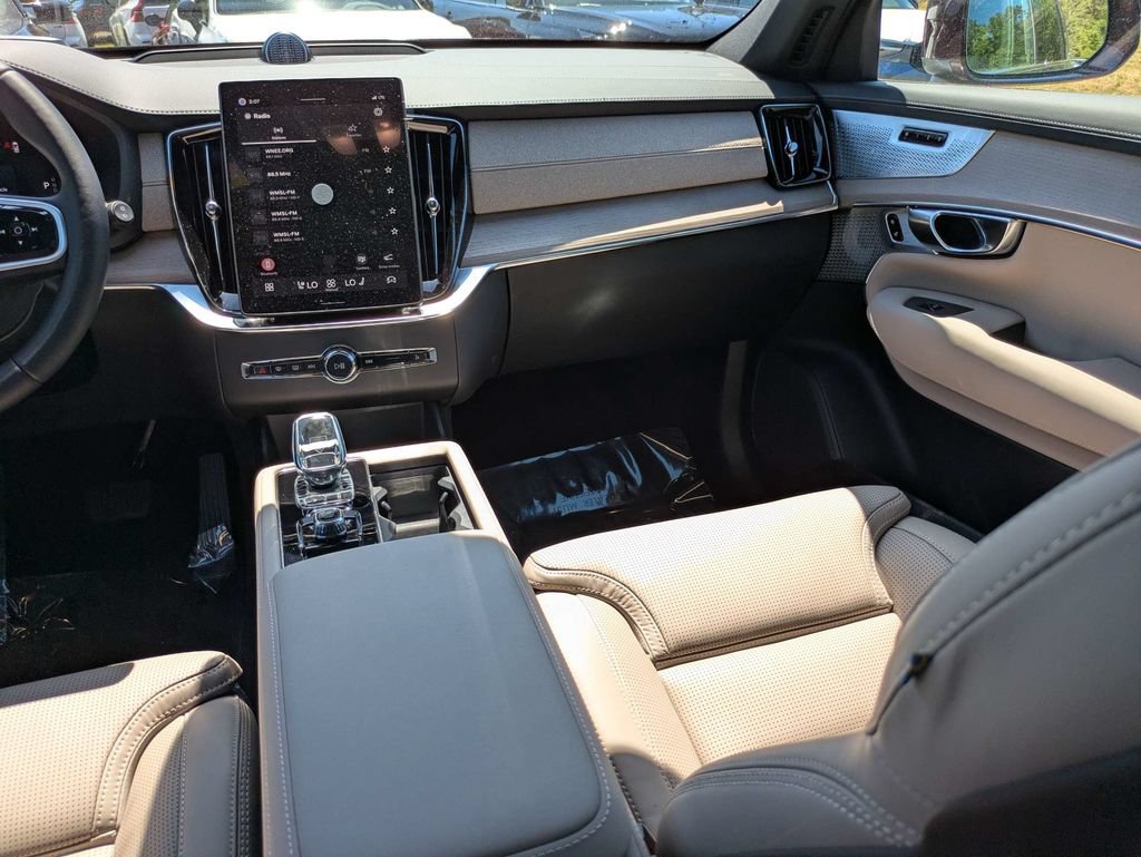 New 2026 Volvo XC90 B5 Ultra w/ Protection Package Premier AWD/4WD image 19
