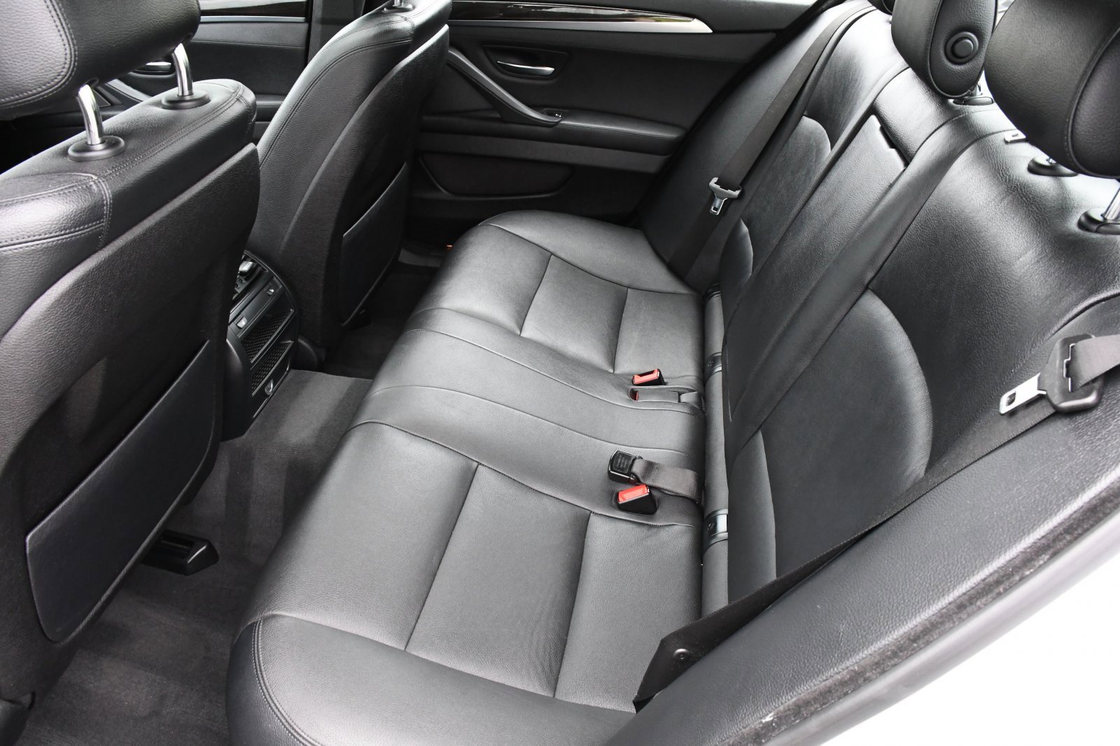 Used 2014 BMW 528i xDrive Sedan image 9