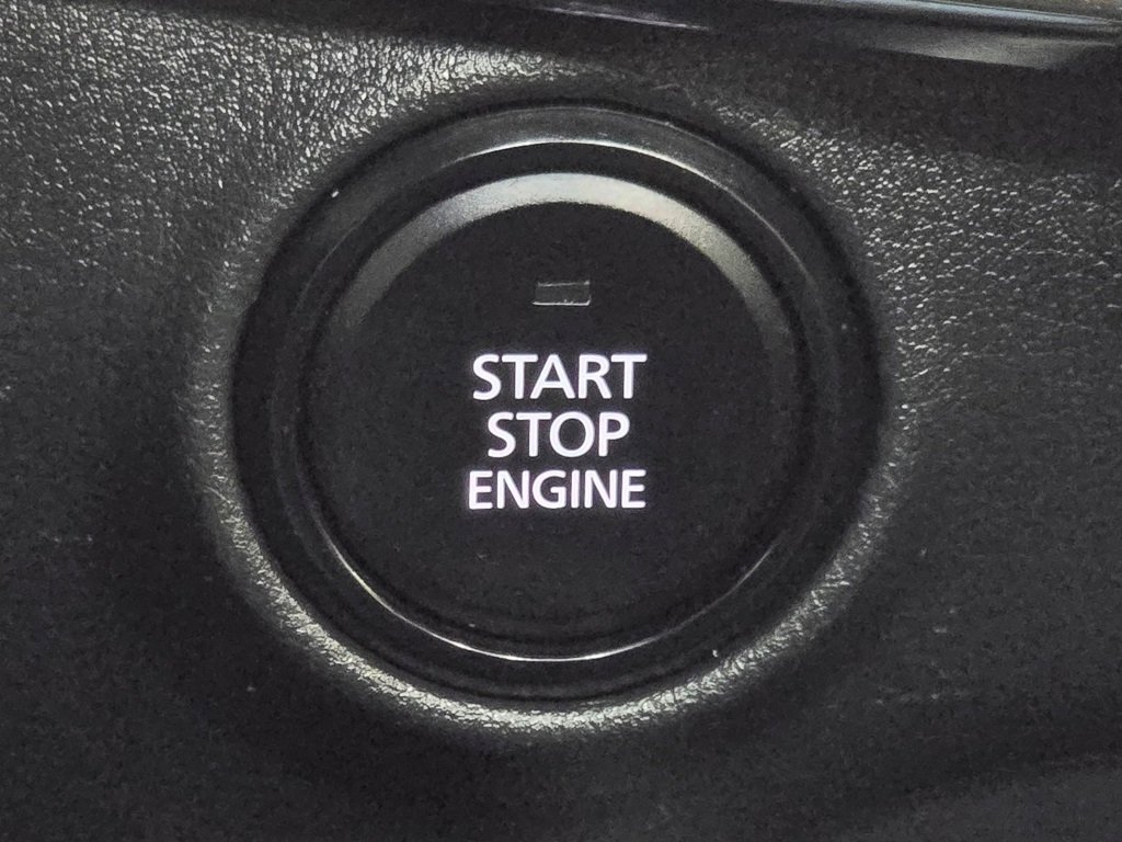 Used 2024 MAZDA MAZDA3 s image 30