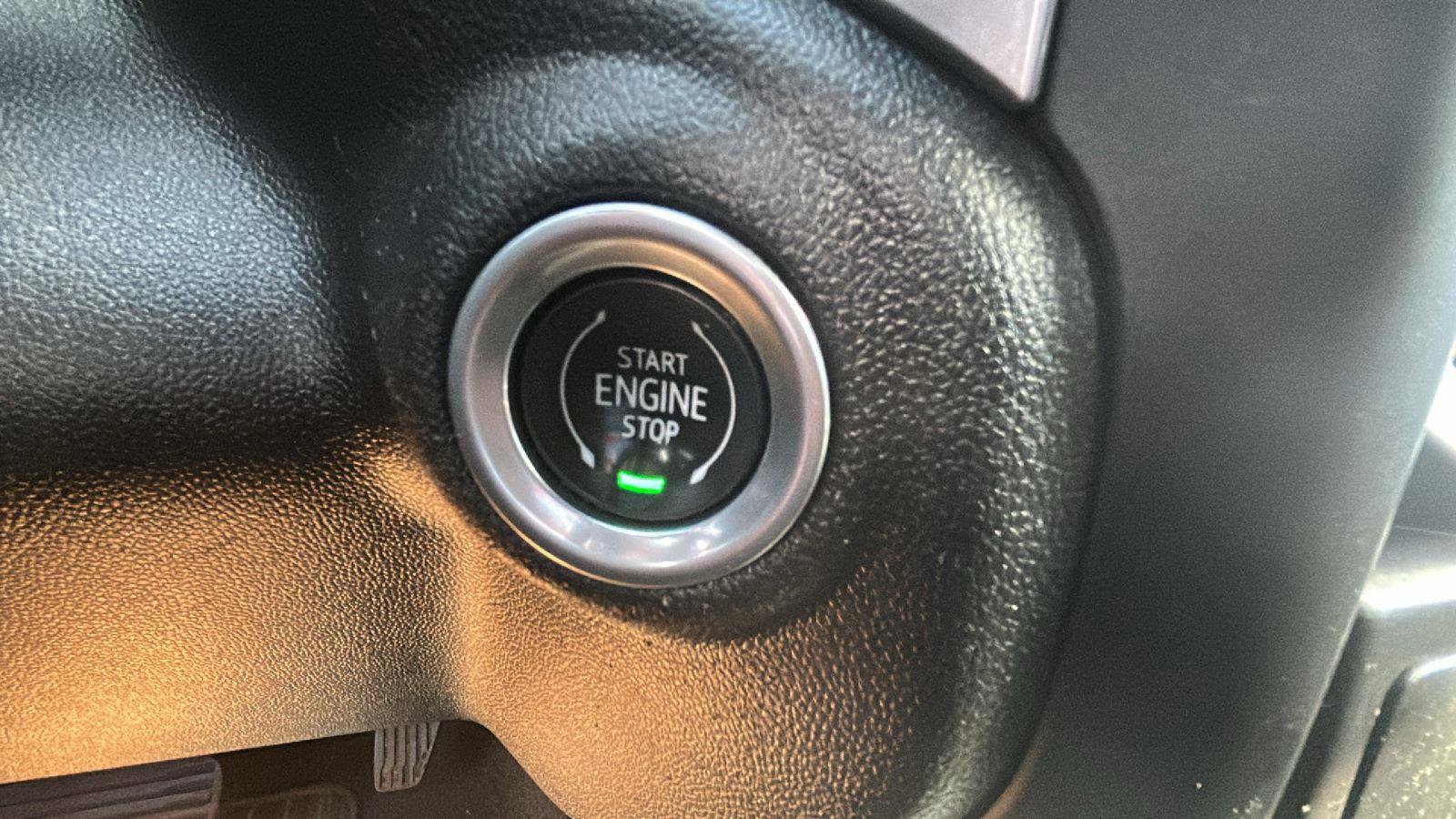 Certified 2022 Chevrolet Silverado 1500 Custom image 19