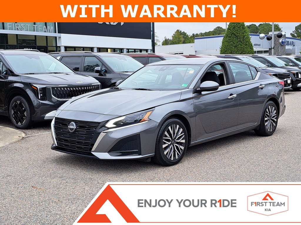 Used 2023 Nissan Altima 2.5 SV