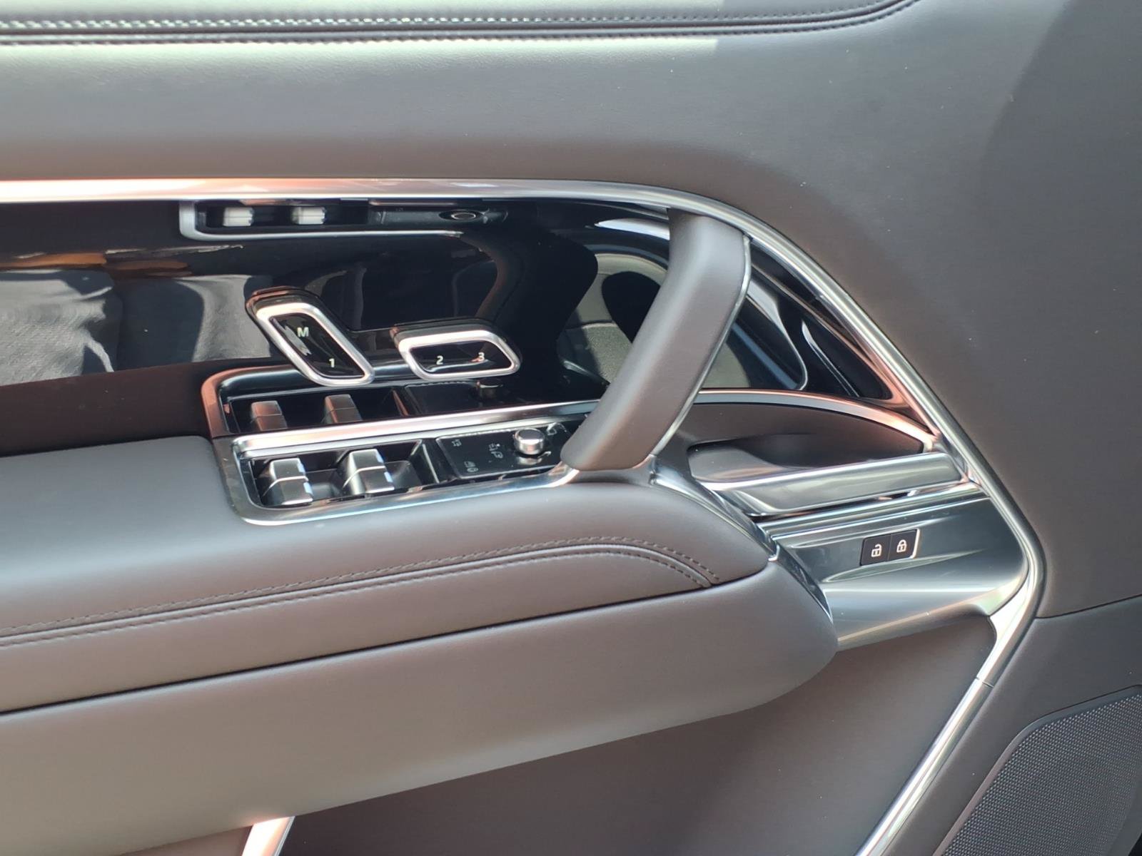 New 2026 Land Rover Range Rover SE AWD/4WD image 10