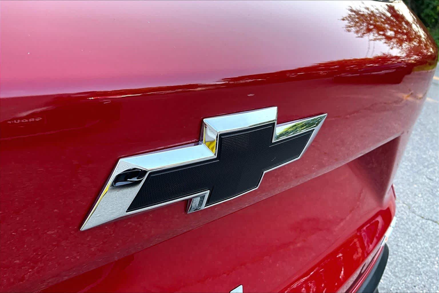 Used 2026 Chevrolet Trax RS FWD image 29