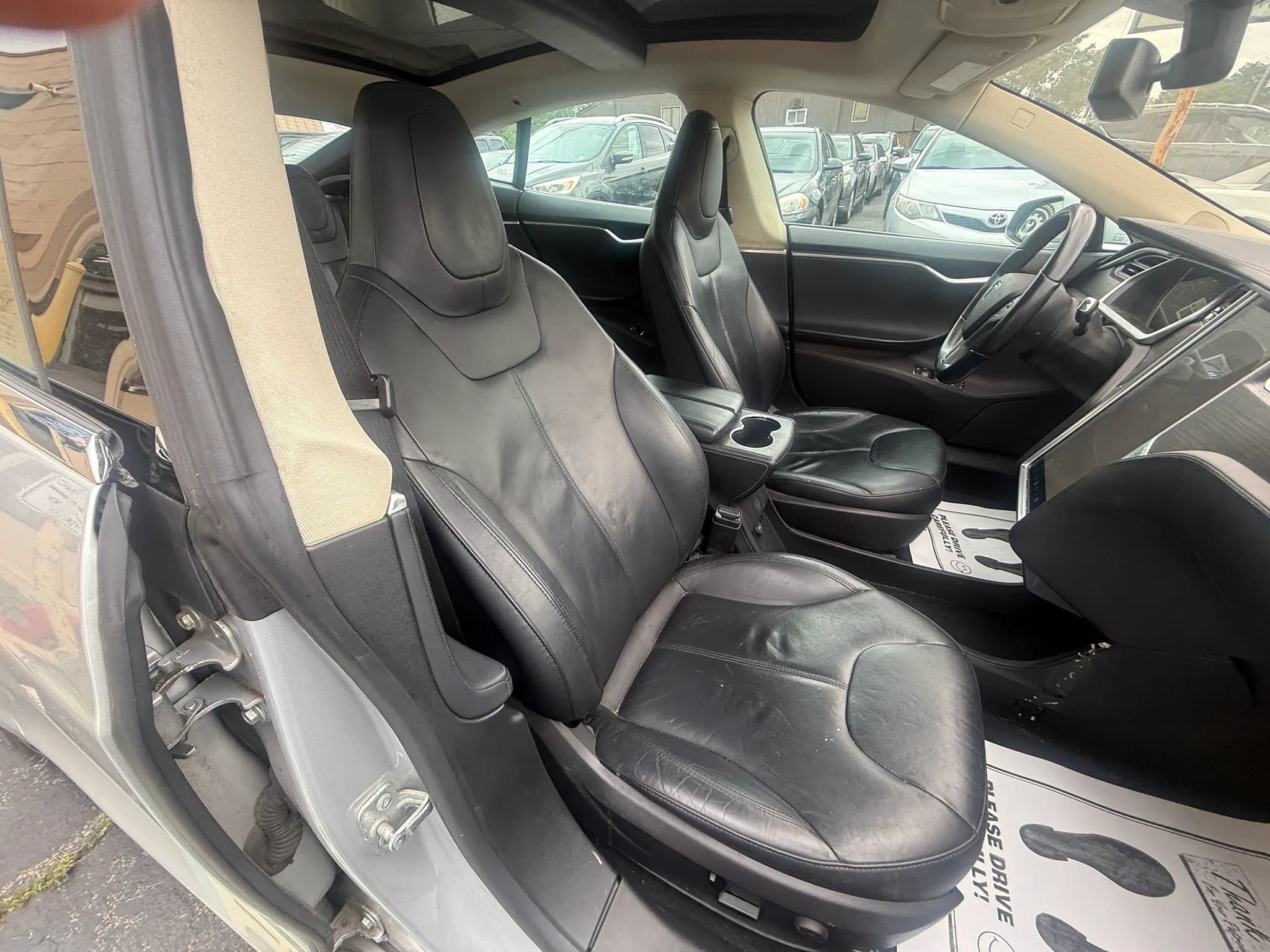Used 2014 Tesla Model S 85 RWD image 8