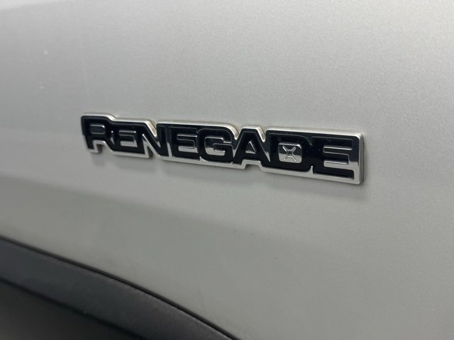 Used 2015 Jeep Renegade Sport w/ Power & Air Group image 31