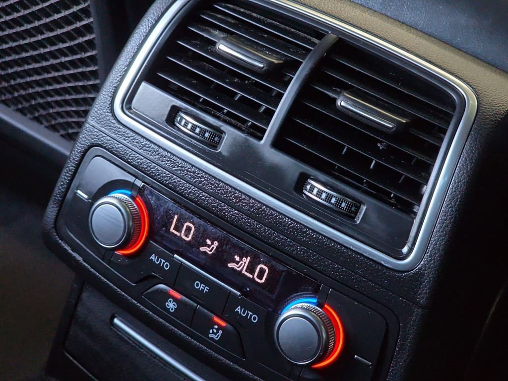 Used 2016 Audi S6 Prestige image 18