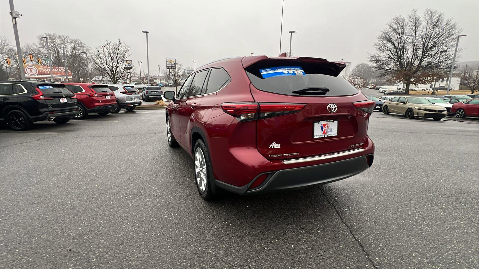 Used 2020 Toyota Highlander Limited image 6