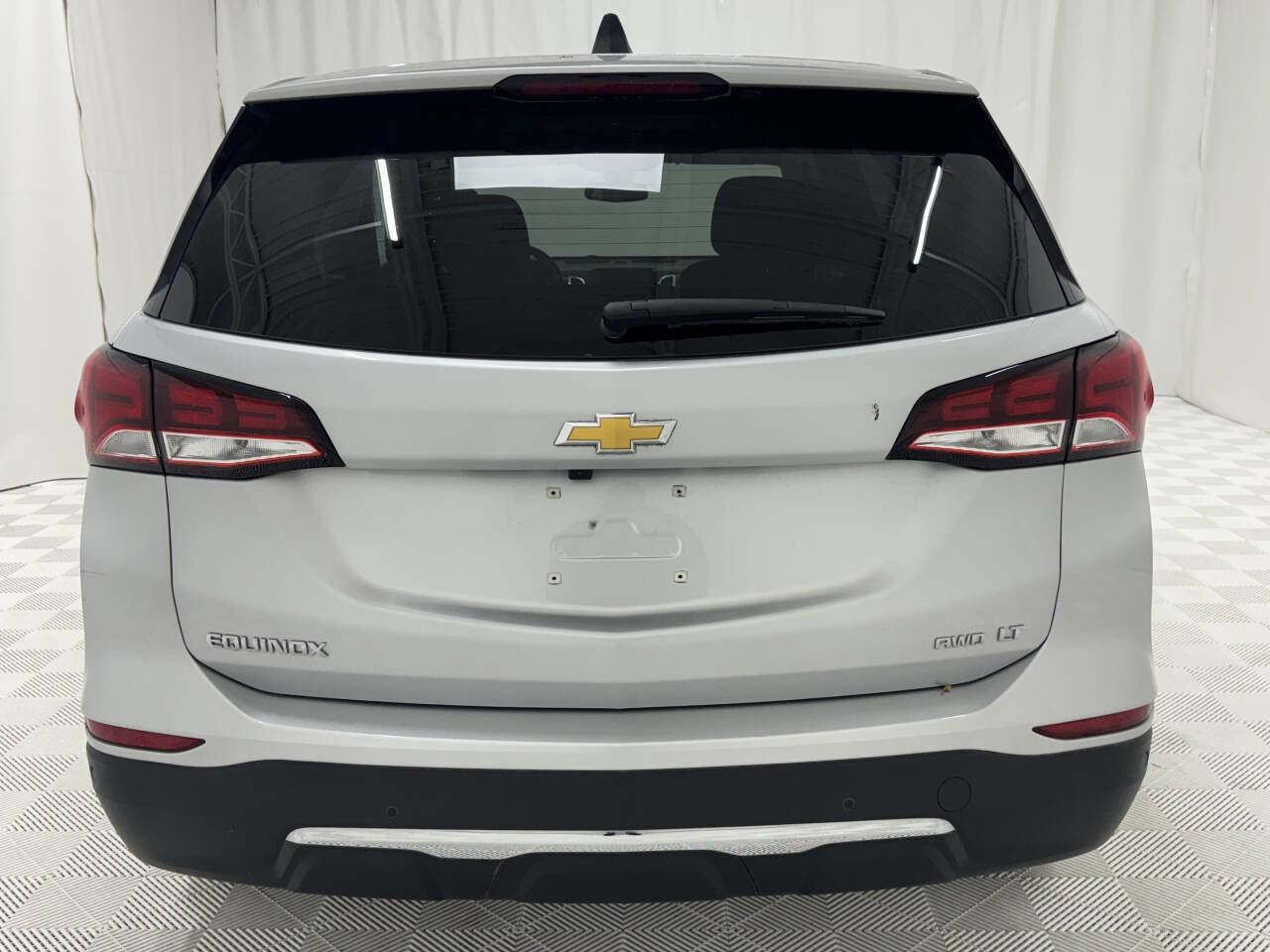 Used 2022 Chevrolet Equinox LT w/ Driver Convenience Package image 5