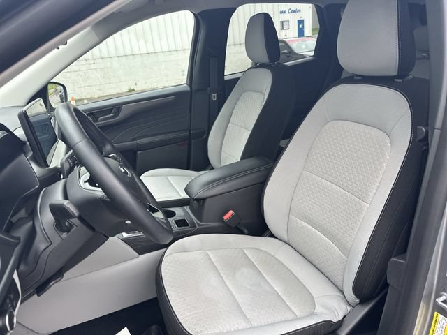 Used 2024 Ford Escape Active w/ Tech Pack #1 AWD/4WD image 15