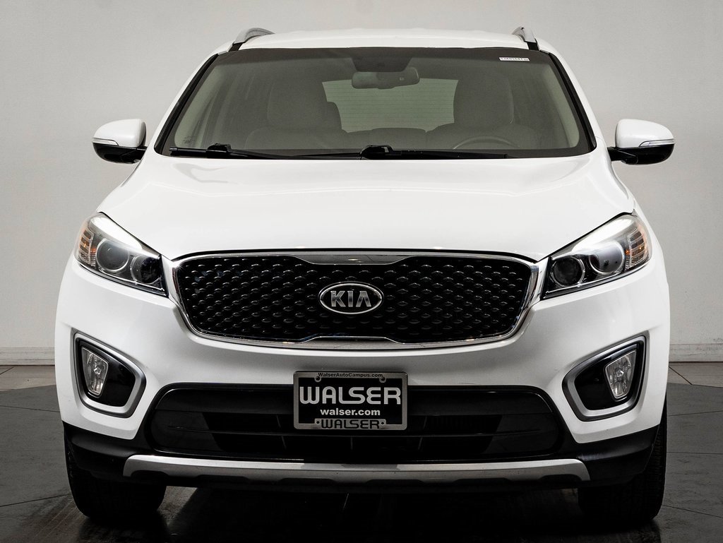 Used 2016 Kia Sorento EX w/ EX Premium Package image 2