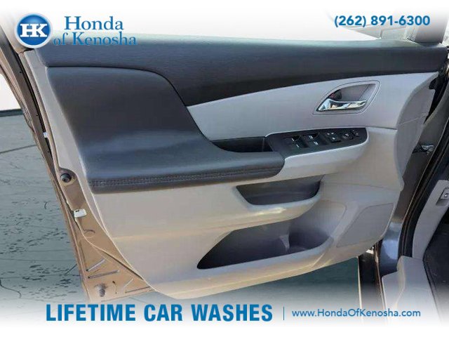Used 2016 Honda Odyssey EX-L image 19