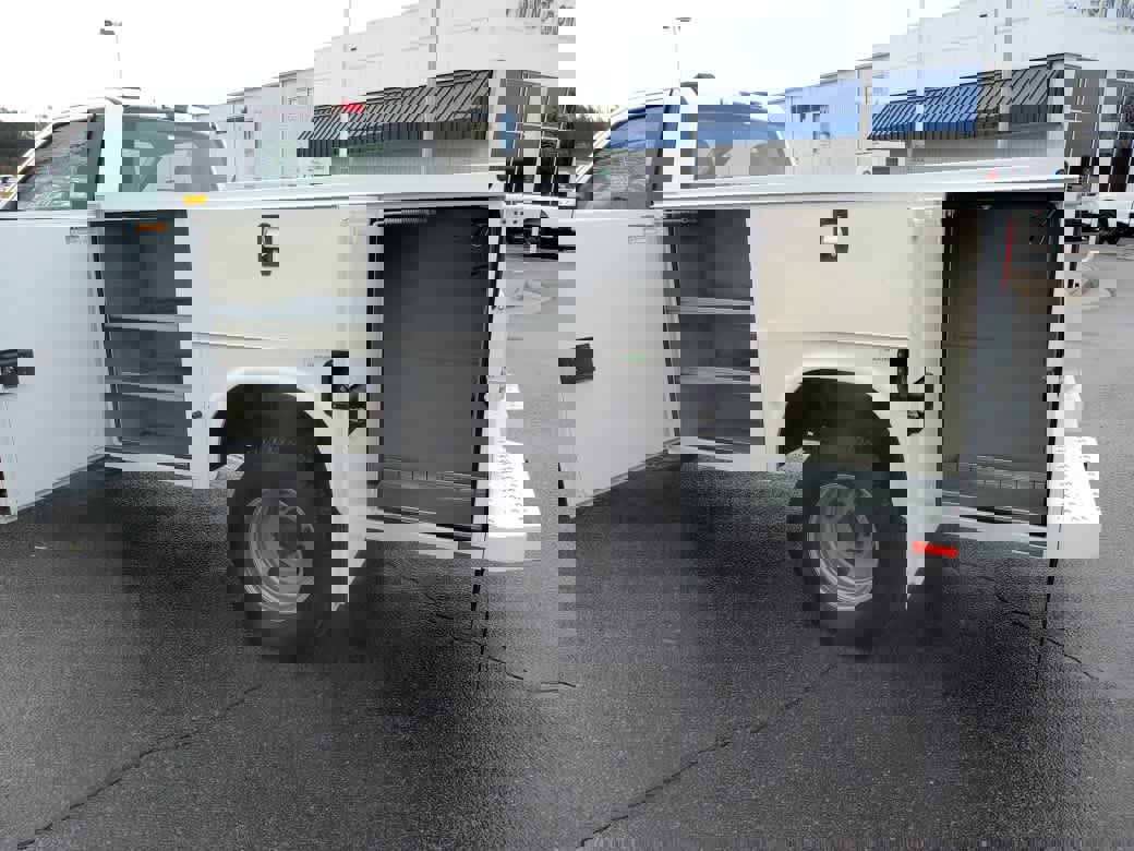 Used 2023 Ford F350 XL w/ Snow Plow Prep Package image 12