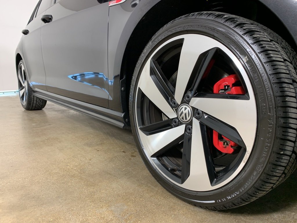 Used 2020 Volkswagen GTI SE image 6