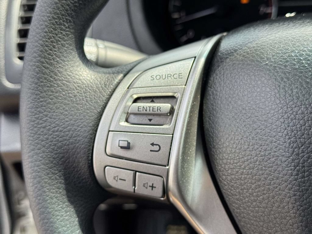 Used 2013 Nissan Altima 2.5 S FWD image 19