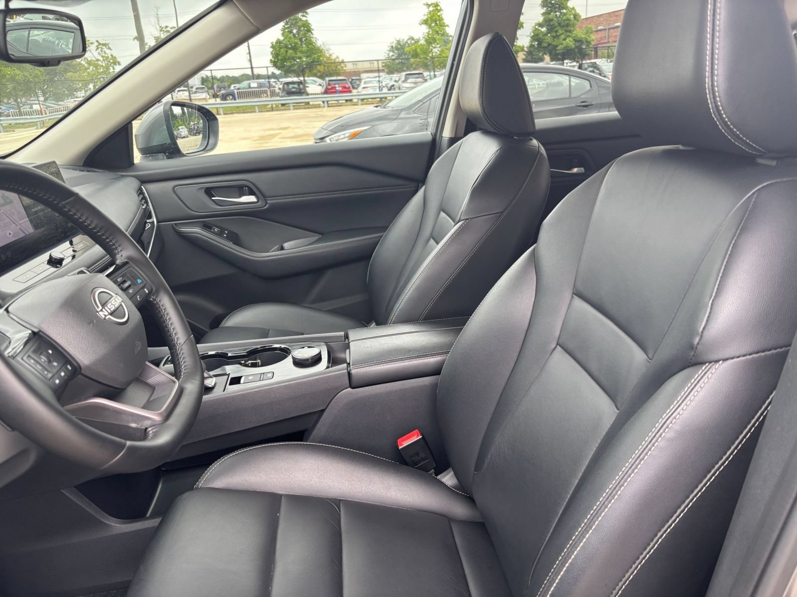 Used 2026 Nissan Rogue SL AWD/4WD image 25