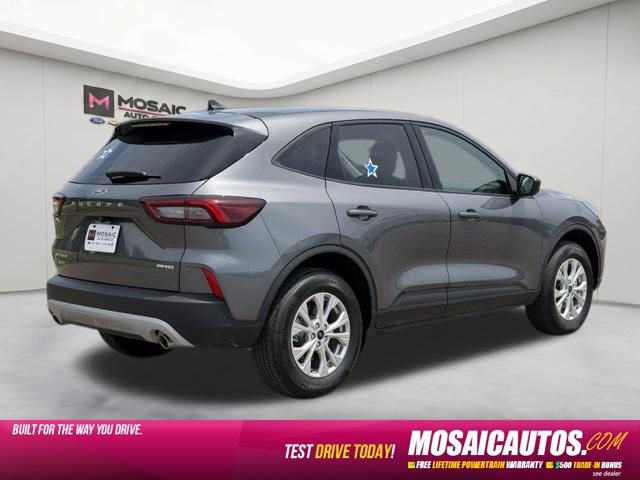 Used 2025 Ford Escape Active w/ Cold Weather Package AWD/4WD image 7