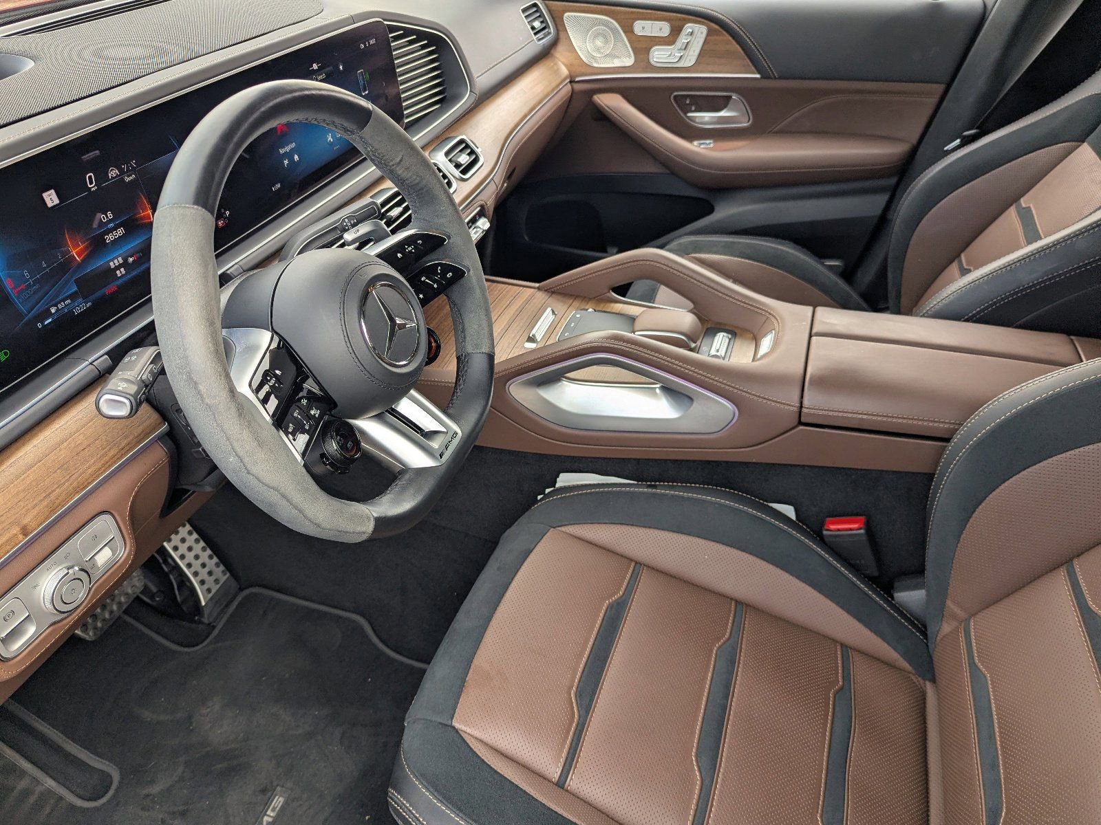 Used 2024 Mercedes-Benz GLS 63 AMG 4MATIC image 22