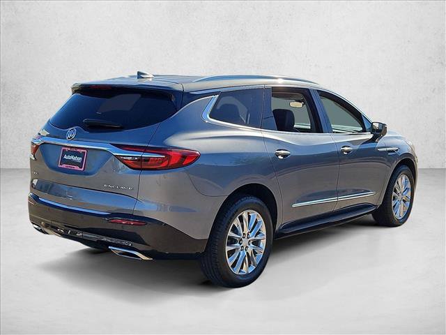 Used 2018 Buick Enclave Premium w/ Experience Buick Package FWD image 5