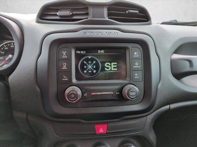 Used 2016 Jeep Renegade Latitude FWD image 13