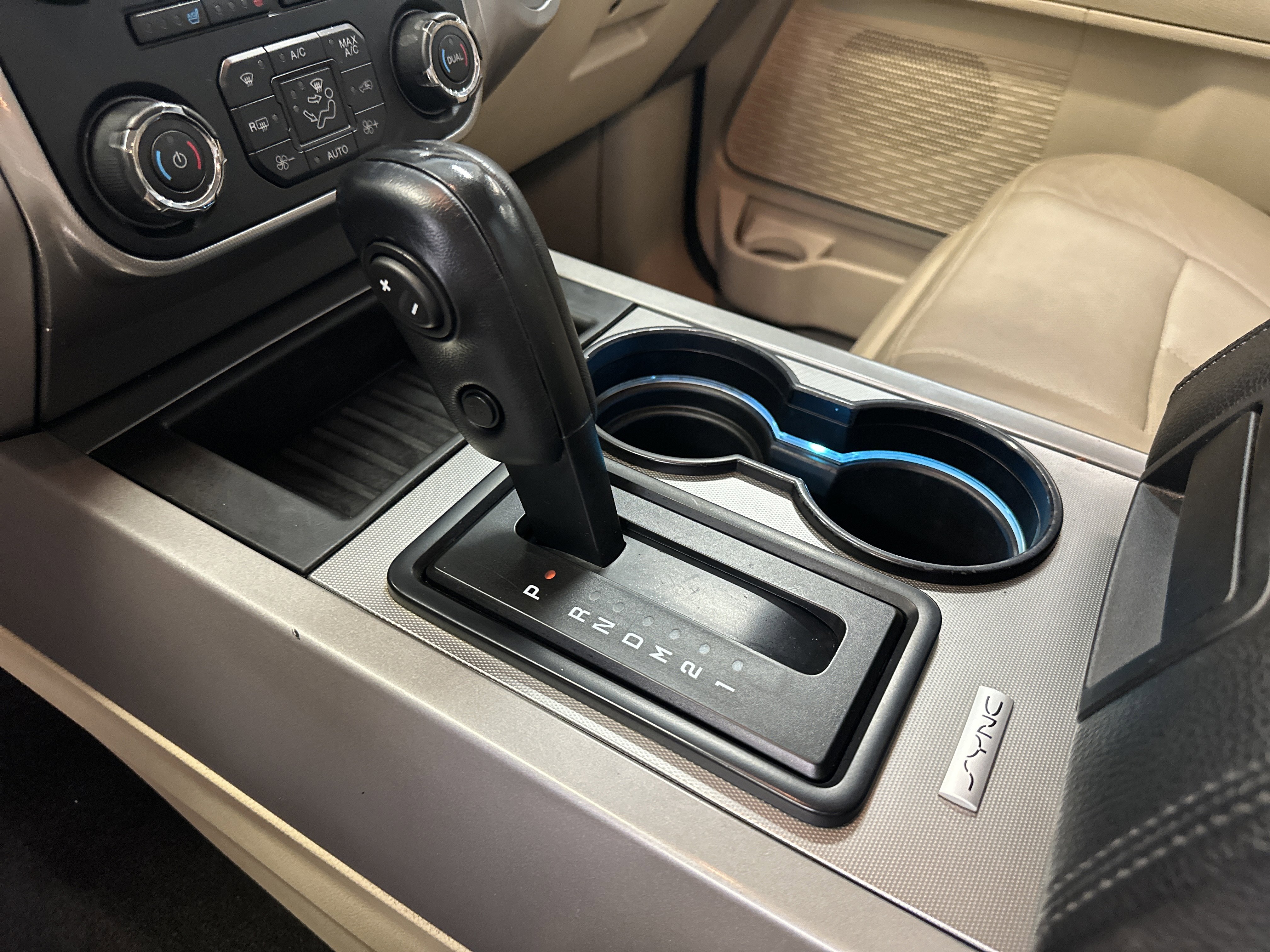 Used 2016 Ford Expedition XLT w/ Equipment Group 202A image 34