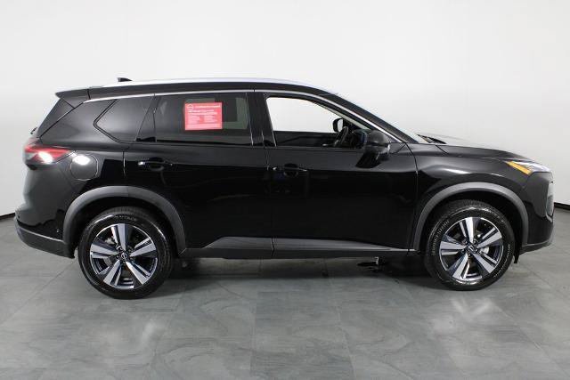 Certified 2026 Nissan Rogue SL AWD/4WD image 12