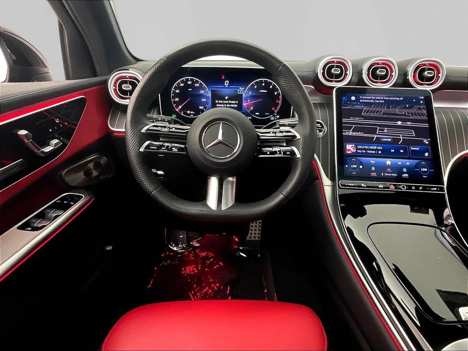 Used 2023 Mercedes-Benz GLC 300 4MATIC image 8
