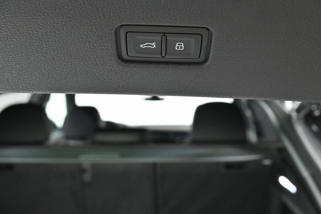 New 2025 Audi Q8 Premium Plus image 28