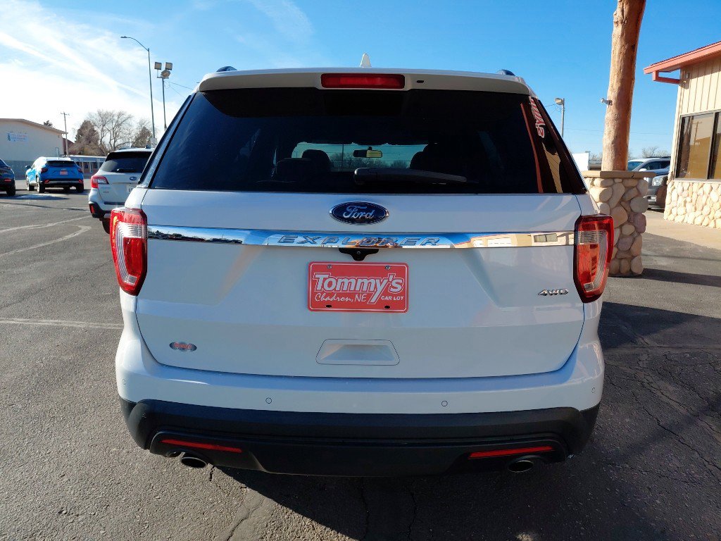 Used 2017 Ford Explorer 4WD image 7