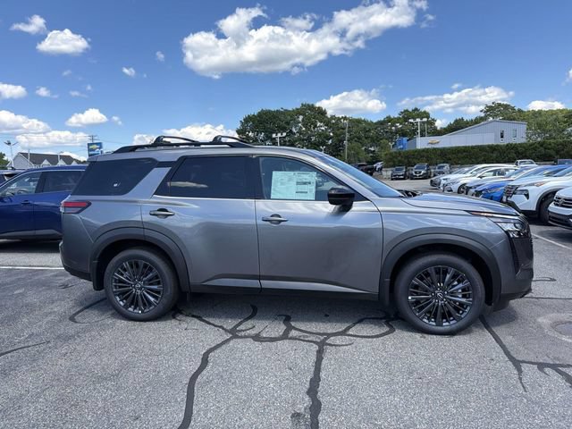 New 2026 Nissan Pathfinder SL w/ SL Premium Package AWD/4WD image 4