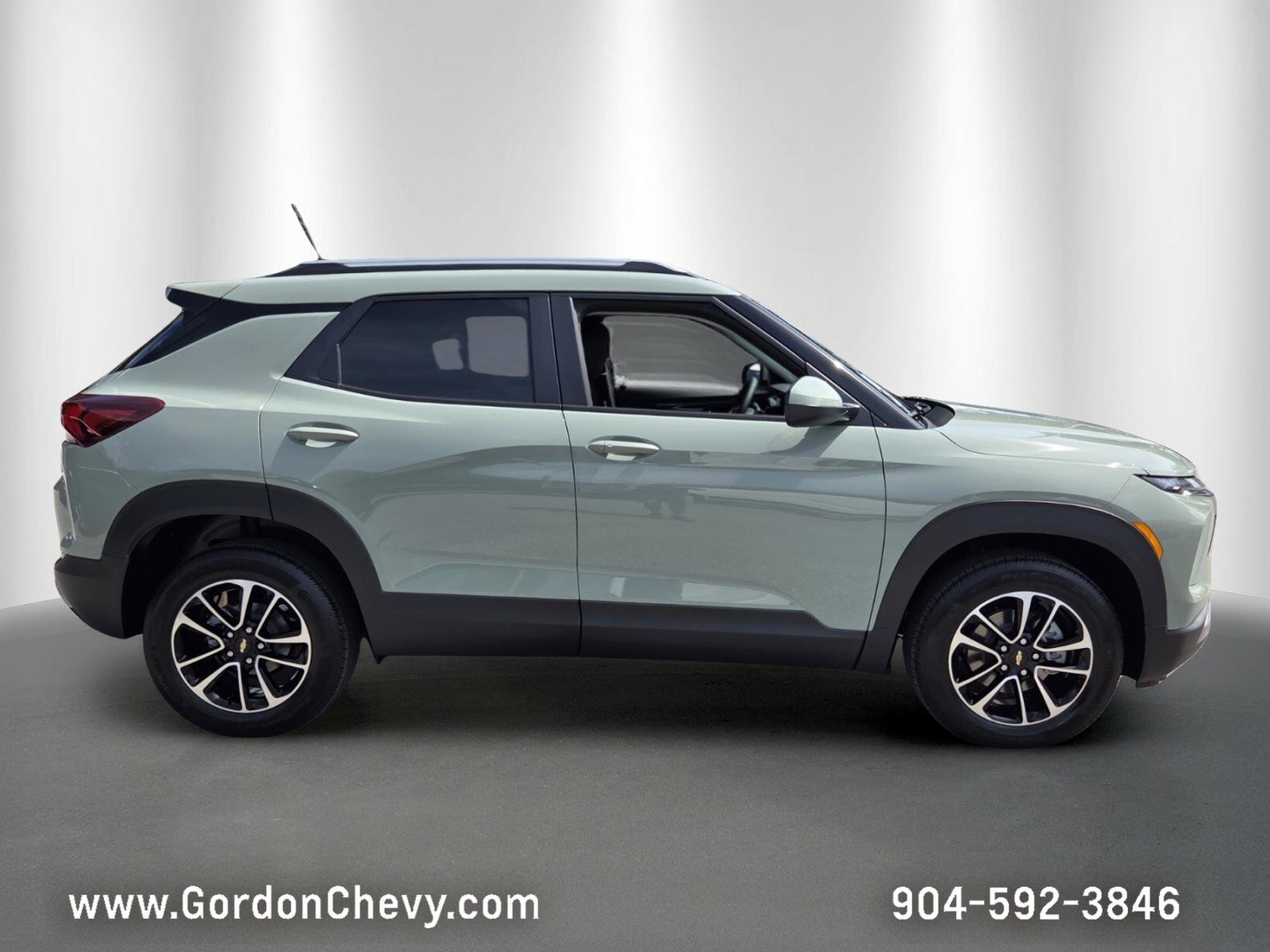 New 2026 Chevrolet TrailBlazer LT w/ Convenience Package AWD/4WD image 8