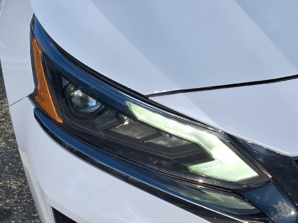 Certified 2024 Nissan Altima 2.5 SR FWD image 10