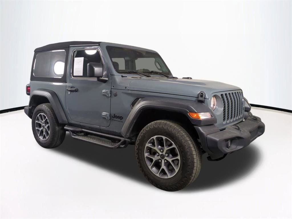 Used 2024 Jeep Wrangler Sport S AWD/4WD image 2