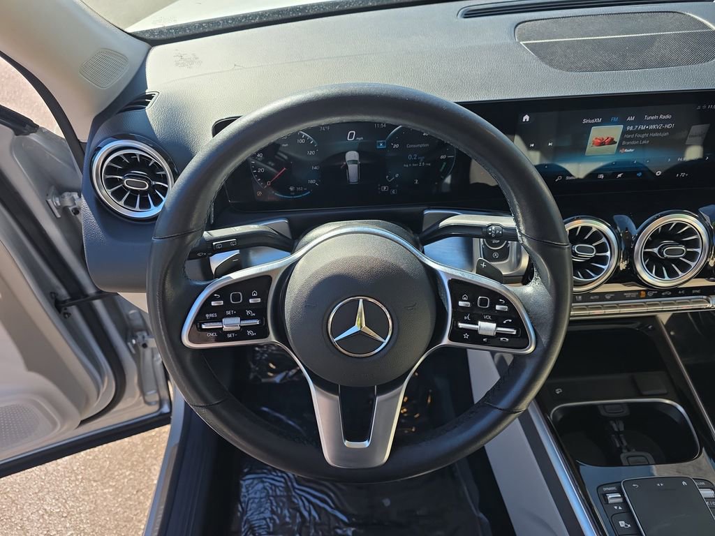 Used 2022 Mercedes-Benz GLB 250 GLB 250 image 26