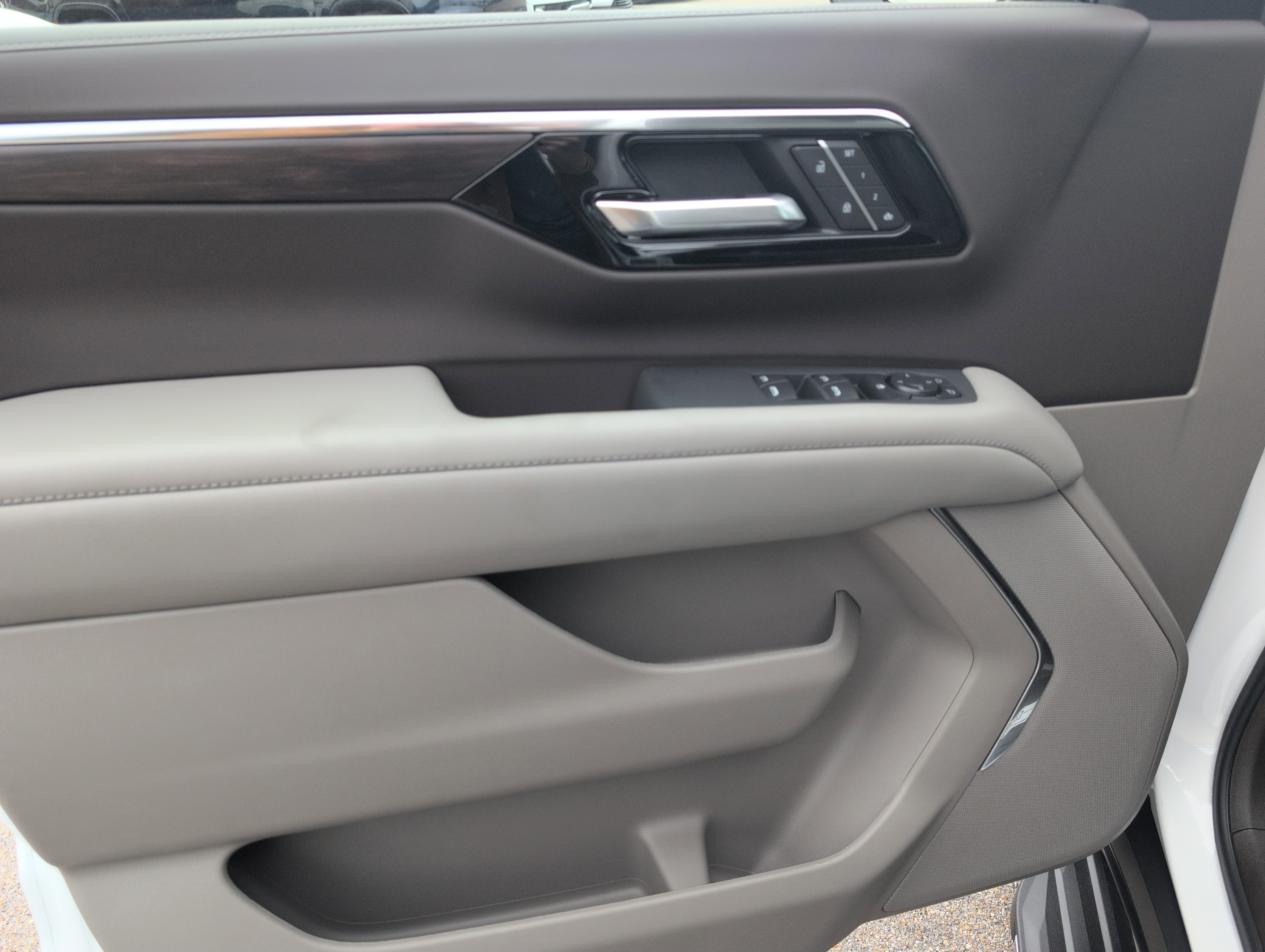 New 2026 Chevrolet Tahoe LT image 11