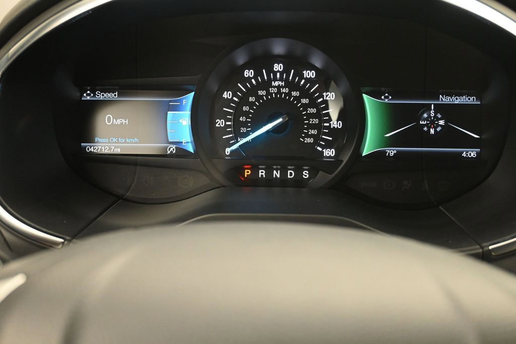 Used 2020 Ford Edge Titanium w/ Equipment Group 301A AWD/4WD image 10