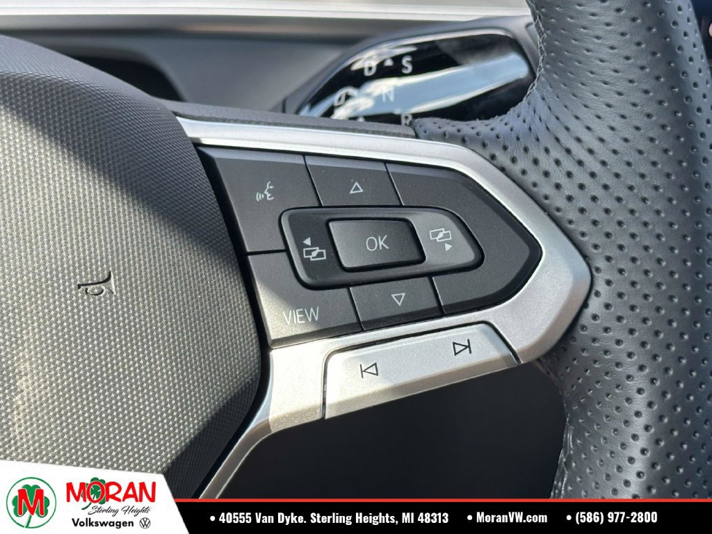 Used 2026 Volkswagen Tiguan SE R-Line AWD/4WD image 18