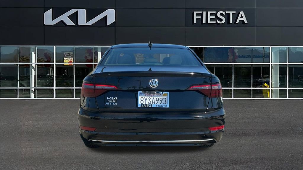 Used 2021 Volkswagen Jetta SE image 5