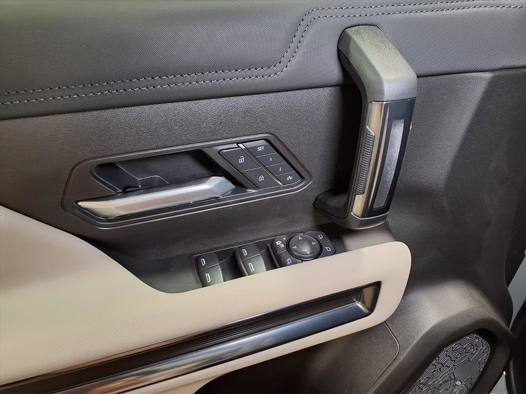 New 2026 GMC Hummer EV SUV image 16