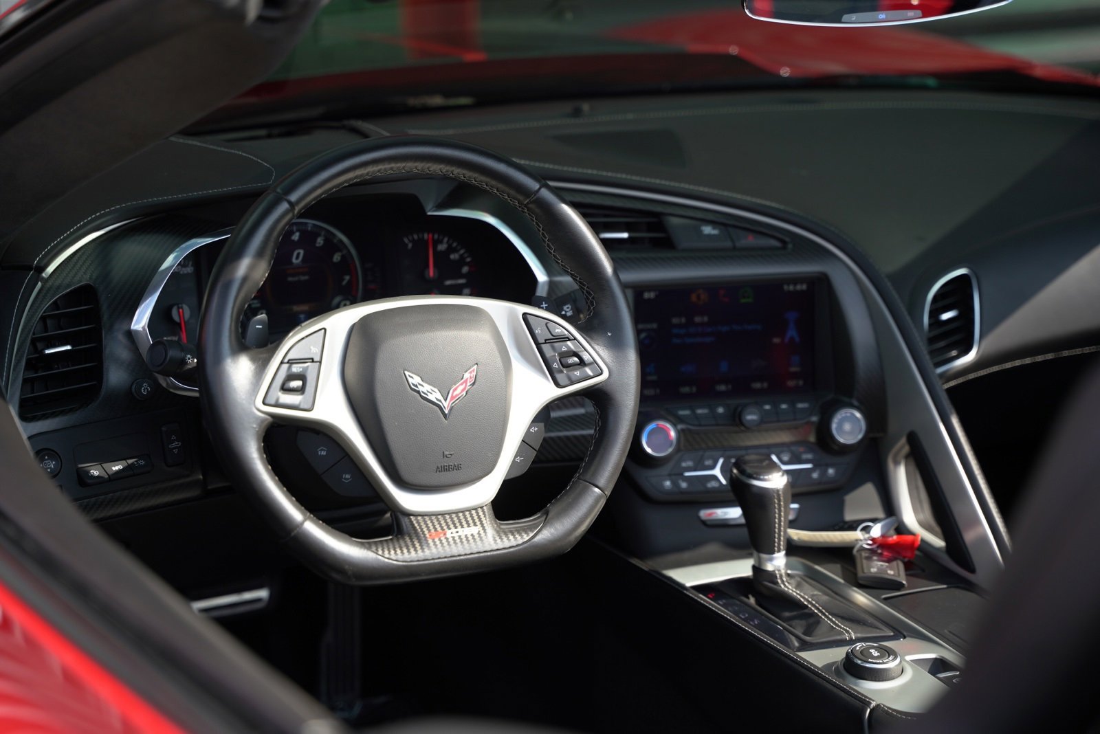 Used 2015 Chevrolet Corvette Z06 w/ 3LZ Preferred Equipment Group image 15