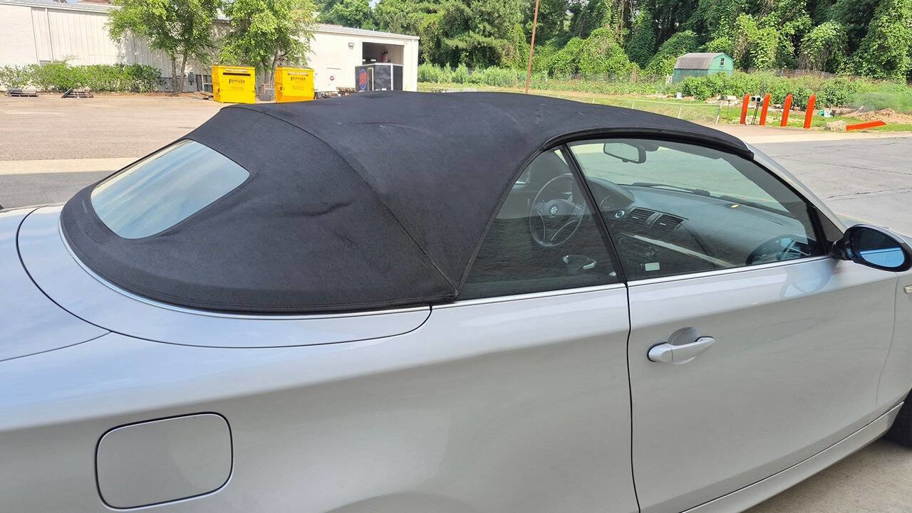 Used 2008 BMW 128i Convertible RWD image 17