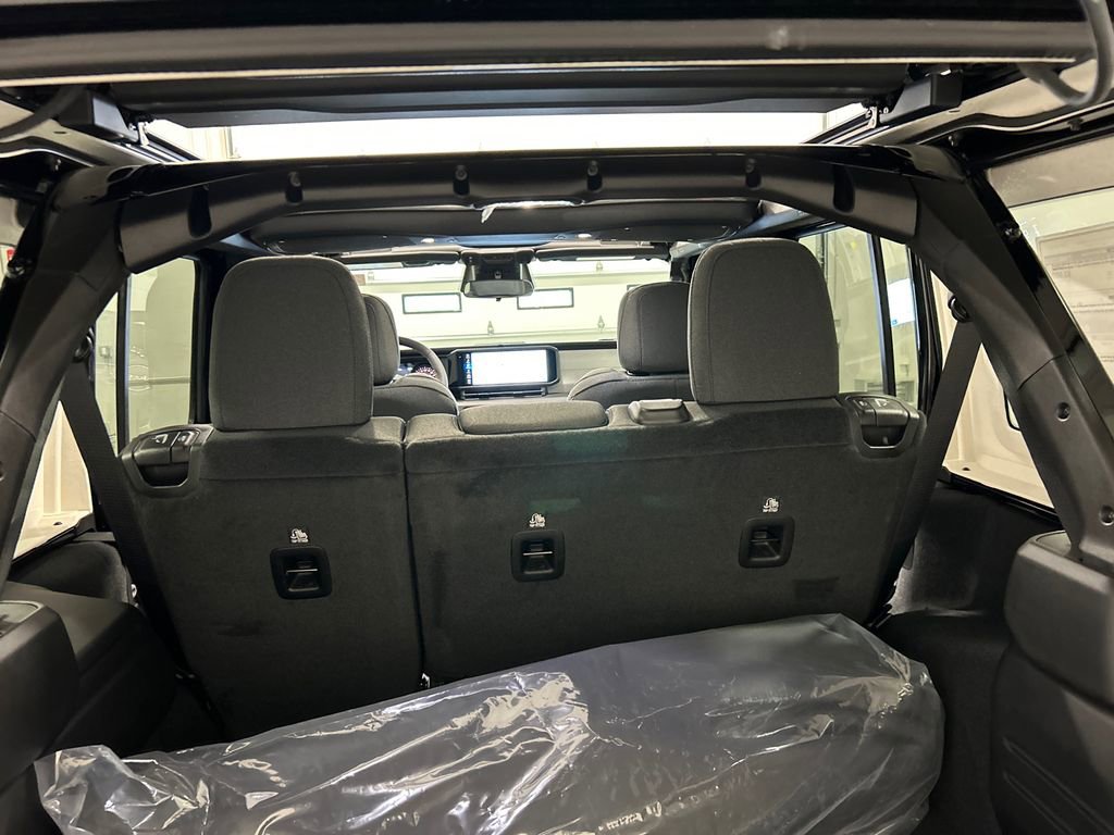 New 2025 Jeep Wrangler Sport S image 34