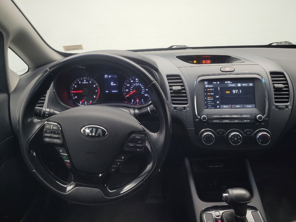 Used 2018 Kia Forte S image 22
