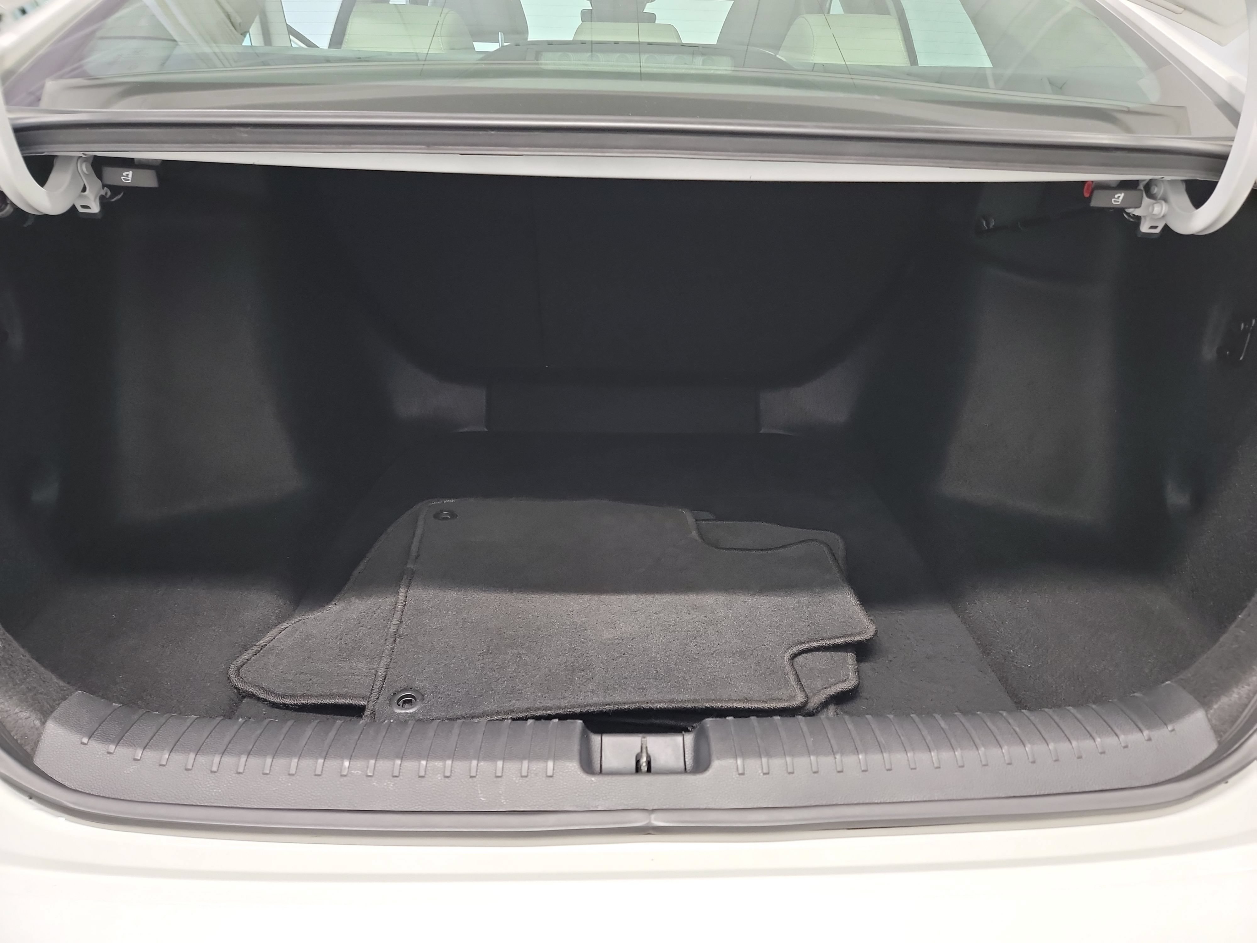 Used 2023 Honda Accord Touring image 26