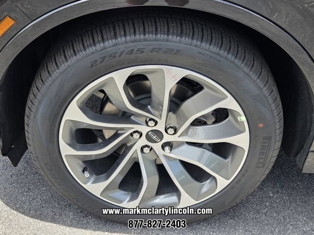 New 2026 Lincoln Aviator 2WD w/ Jet Appearance Package image 15