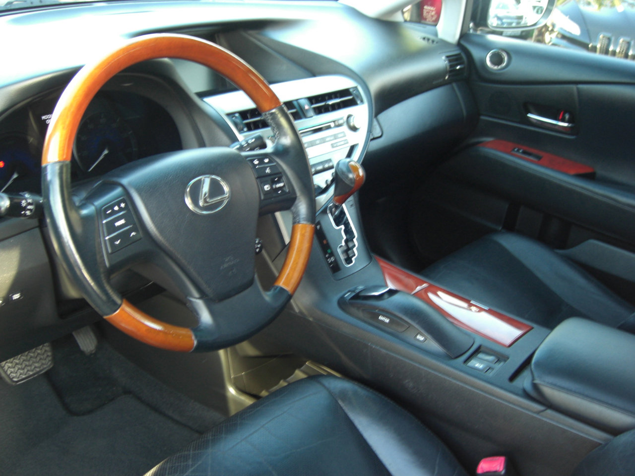 Used 2010 Lexus RX 450h AWD image 7